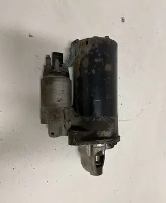 Audi A6 S6 C6 4F Starter motor 059911024 0001109558