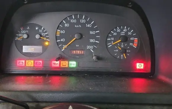 Mercedes-Benz Vito Viano W638 Speedometer (instrument cluster) MB0005423901 IMPRK1417220