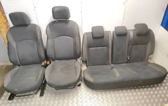 Seat set