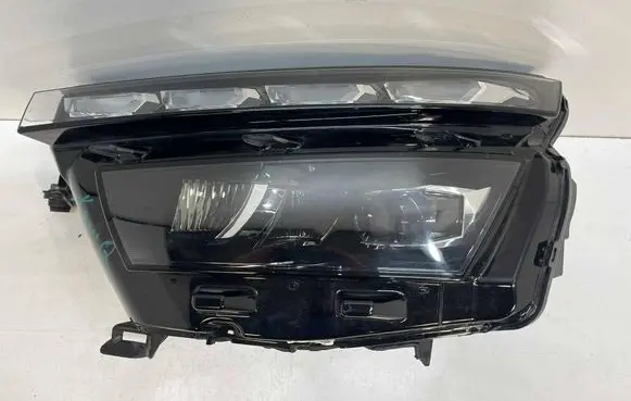 Skoda Kamiq Headlight/headlamp 658941015B 0021377705