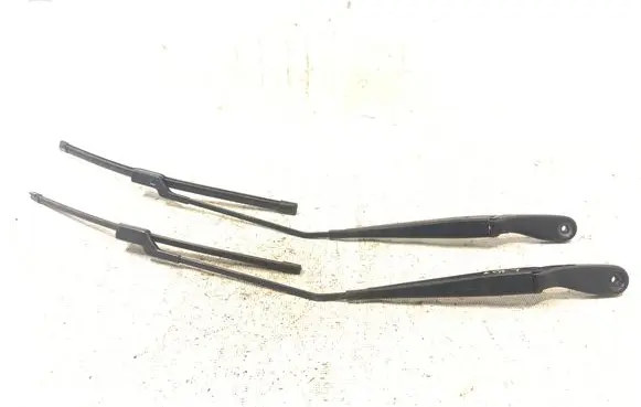 Audi A3 S3 A3 Sportback 8P Front wiper blade arm