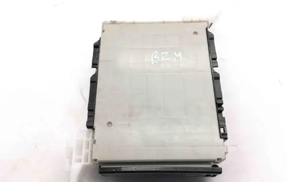Toyota C-HR I Central body control module 89221F4130