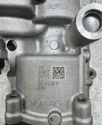 Volkswagen Transporter - Caravelle T6 Oil pump 04L145208P