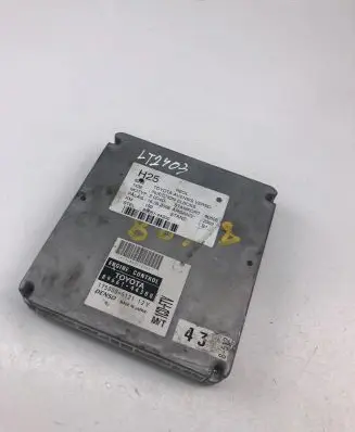 Toyota Avensis Verso Engine control unit/module ECU 8966144300