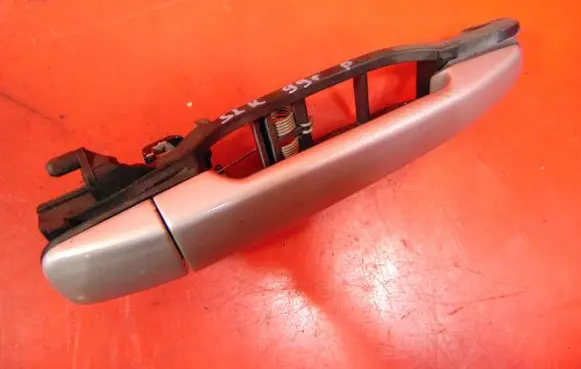Mercedes-Benz SLK R170 Front door exterior handle