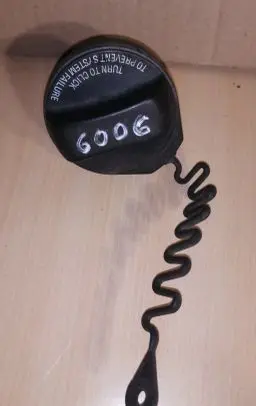 Volvo S60 Fuel tank filler cap 