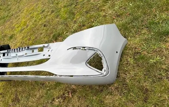 Mercedes-Benz Metris W447 Front bumper foam support bar A4478853701