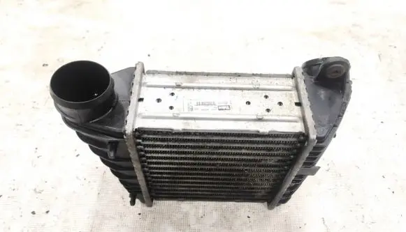 Seat Toledo II (1M) Intercooler radiator 1j0145803f