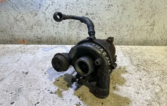 Seat Alhambra (Mk1) Turbo 028145701J K0300698886