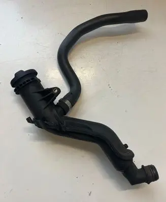 Volvo V50 Oil fill pipe 9655354180 PA6GF35