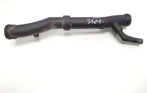 Volkswagen Golf V Engine coolant pipe/hose 03C121065F