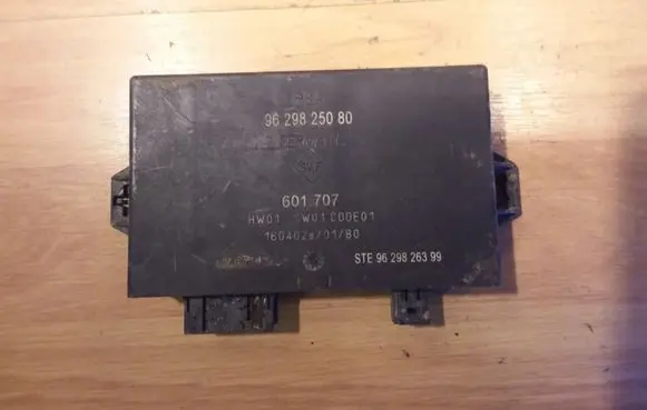 Peugeot 607 Parking PDC control unit/module 9629825080