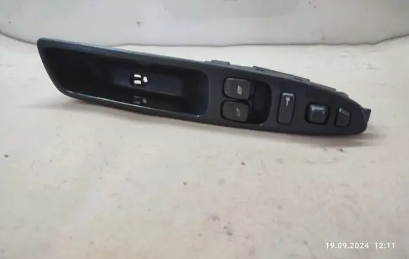 Volvo S40, V40 Electric window control switch 30889749