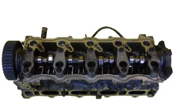 Hyundai Tucson JM Engine head 2211127900 D4EA