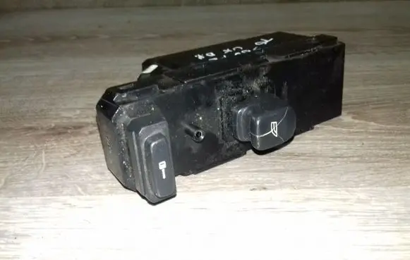 Volvo S60 Electric window control switch 30739078
