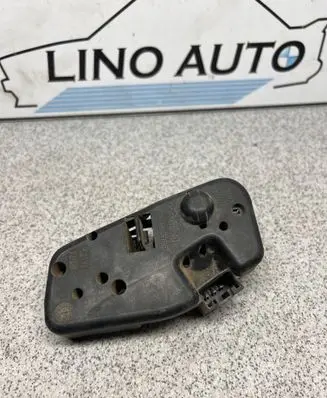 Tail light bulb cover holder