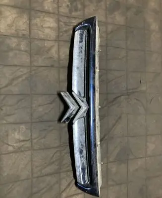 Citroen C8 Front bumper upper radiator grill 1484199477