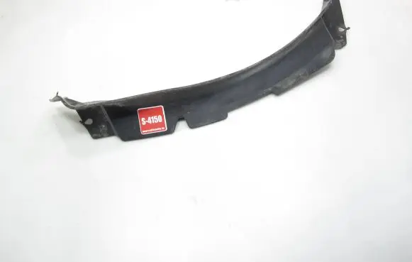 Volkswagen Caddy Front wheel arch liner splash guards 2K7805945