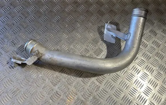 Volvo XC90 Intercooler hose/pipe