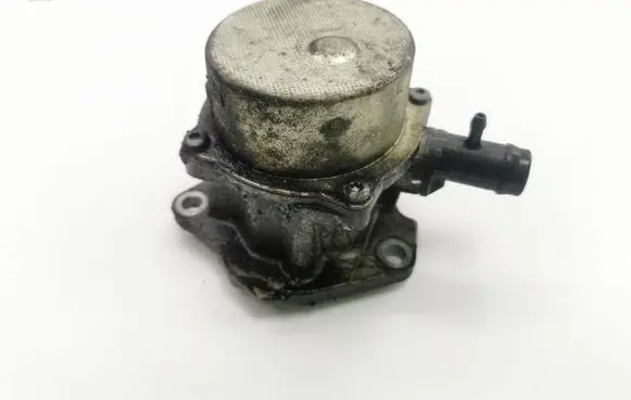 Nissan Qashqai Vacuum pump 8200577807 07T185