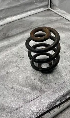 Volkswagen Transporter - Caravelle T4 Front coil spring