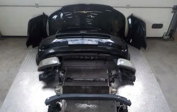 Volkswagen Multivan T5 Front piece kit 