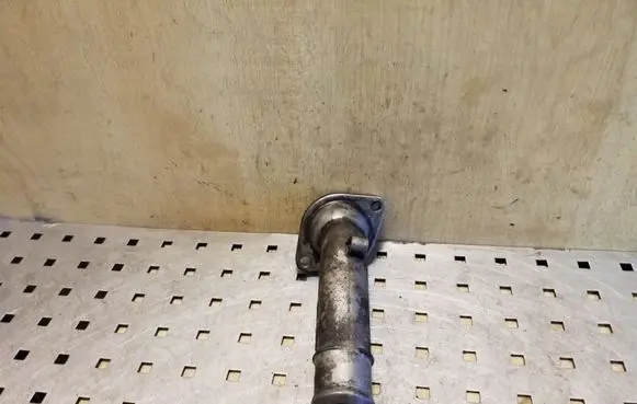 Thermostat/thermostat housing