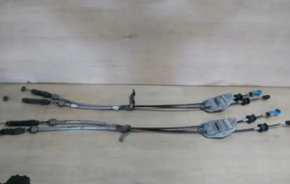 Toyota Verso Gear shift cable linkage