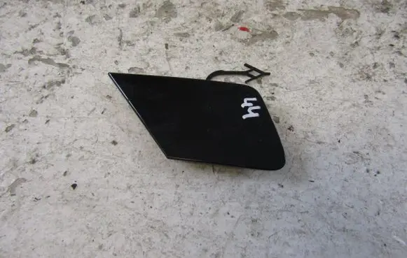 Audi Q7 4M Front tow hook cap/cover 4M0807241E