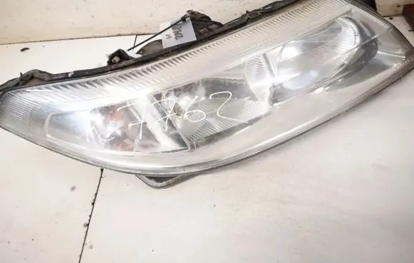 Renault Laguna II Headlight/headlamp 8200002847 89004686