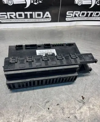 Mercedes-Benz E W211 Fuse module 2115451901 5DK00804730