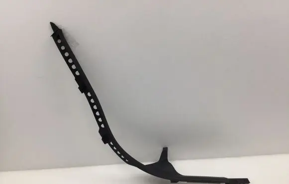 Front sill trim cover