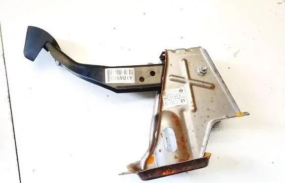 Skoda Octavia Mk2 (1Z) Brake pedal 1k1721057al