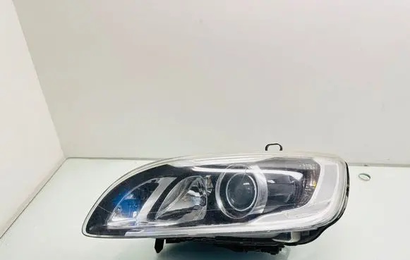 Volvo V60 Headlight/headlamp 