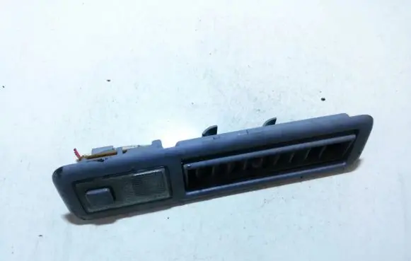 Toyota Previa (XR30, XR40) II Dash center air vent grill 88571038h1