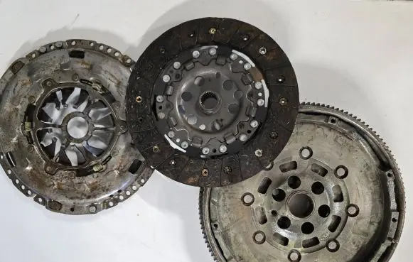 Volkswagen Touran I Clutch set kit 70804 A6514 415025010