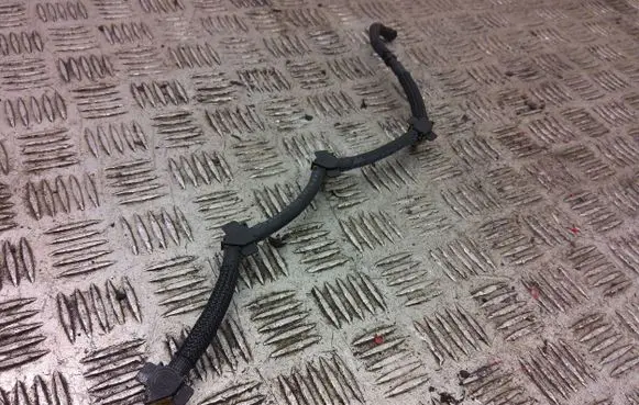 Seat Leon (5F) Fuel injector supply line/pipe 