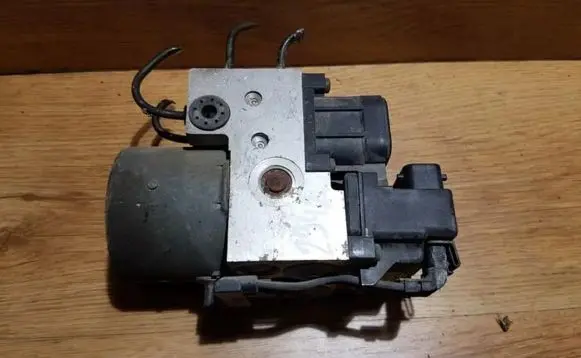 Mitsubishi Carisma ABS Pump 0273004225 865162