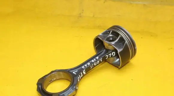 Mercedes-Benz GLC X253 C253 Piston with connecting rod 88L111