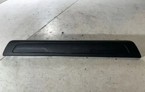 Jeep Grand Cherokee Front sill trim cover 1GG71DX9AB 8180909E6001