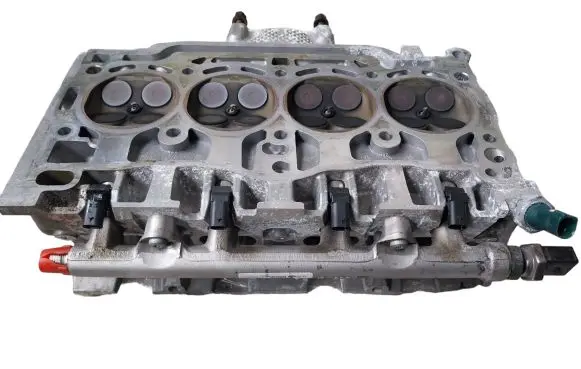 Volkswagen PASSAT B8 Engine head 04E103404BJ 250119