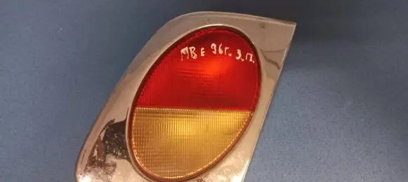 Mercedes-Benz E W210 Rear/tail lights A2108201064
