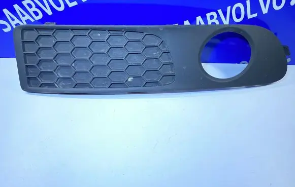 Volvo S80 Quarter panel pressure vent 30655930