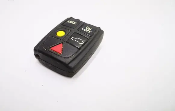 Volvo S60 Ignition key/card CE0682