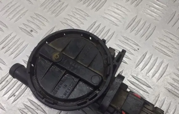 Chrysler Pacifica Turbo solenoid valve 04891427A