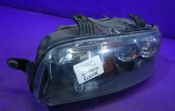 Fiat Punto (188) Headlight/headlamp 6611132L