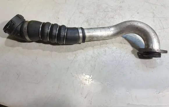 BMW 5 E60 E61 Intercooler hose/pipe 7790089 118844