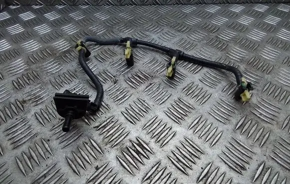 Nissan Navara D23 Fuel return line/hose 130C25969R