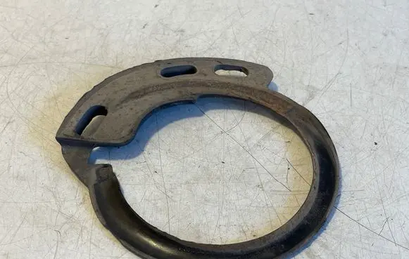 Mercedes-Benz Vito Viano W447 Front coil spring rubber mount