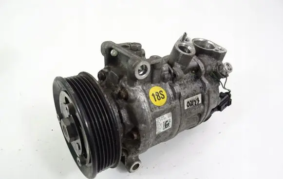 Volkswagen Golf VII Air conditioning (A/C) compressor (pump) 5Q0816803